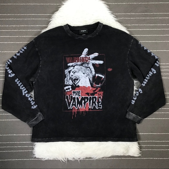 NEW The Kooples Vampire graphic shirt - Picture 3 of 7